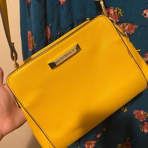 Yellow Steve Madden crossbody bag